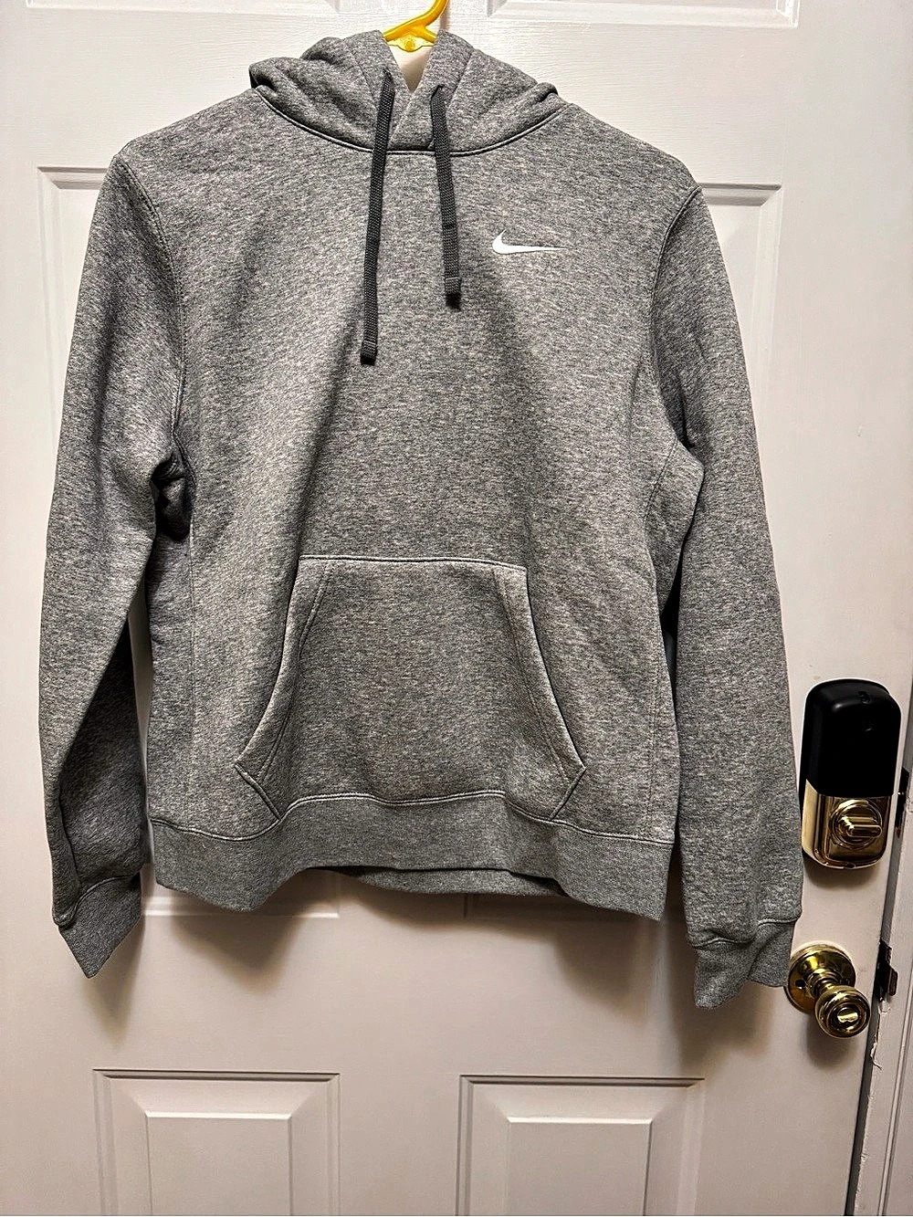 Nike Sportswear Club Fleece Pullover Hoodie Gray women Medium